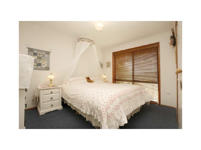 12 Jay Place, Theodore ACT 2905