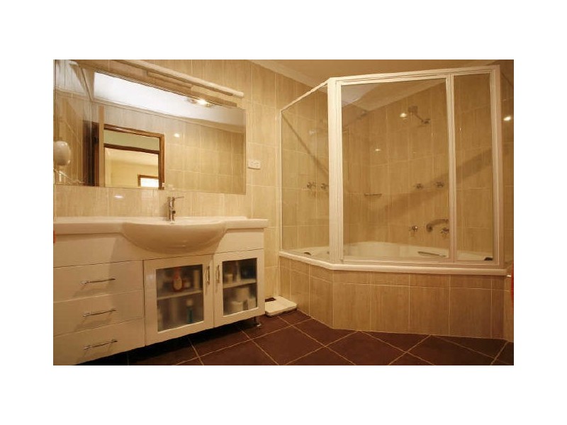 5 Mackerras Crescent, Theodore ACT 2905