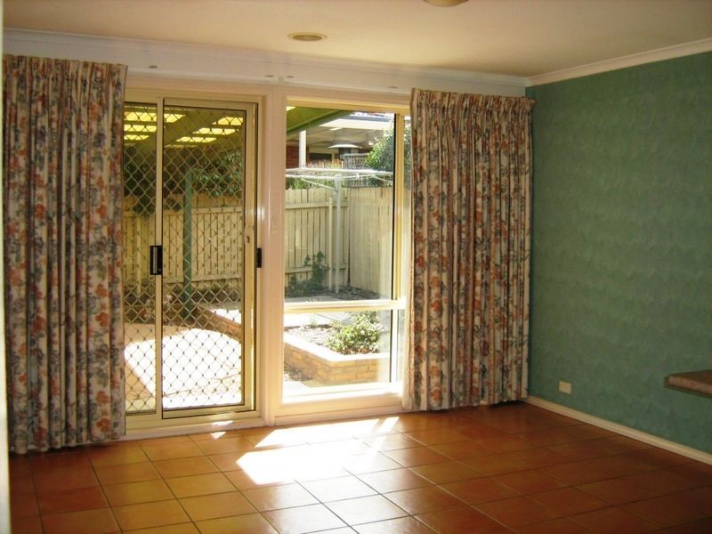 8 Plante Place, Conder ACT 2906