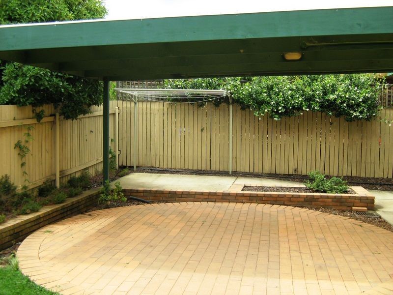 8 Plante Place, Conder ACT 2906