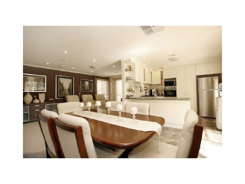 14 Morley Way, Jerrabomberra NSW 2619