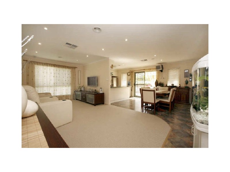 14 Morley Way, Jerrabomberra NSW 2619