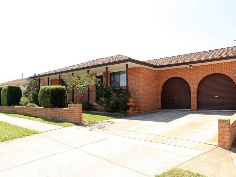 38 Wood Avenue, Queanbeyan NSW 2620