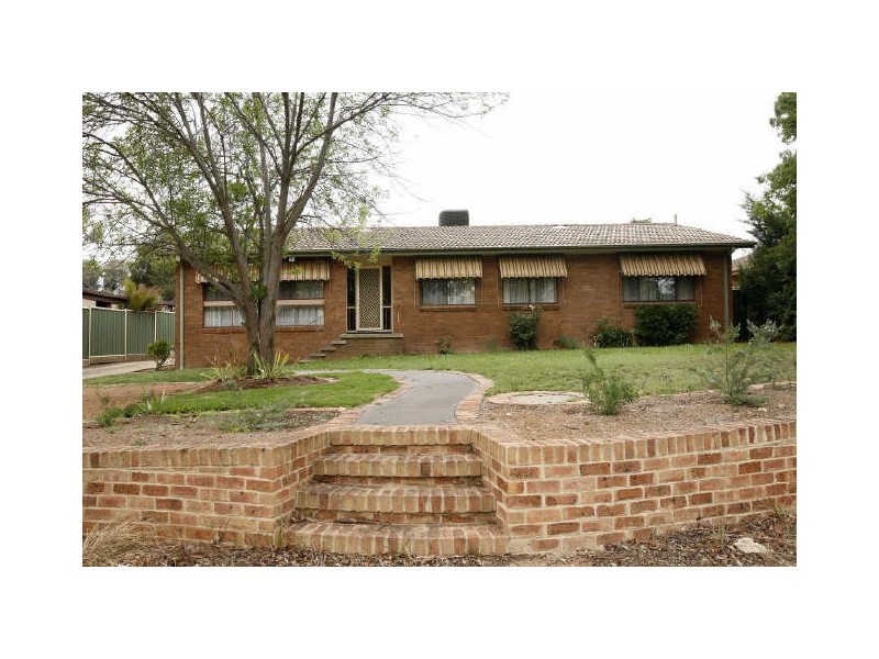 42 Carrodus Street, Fraser ACT 2615