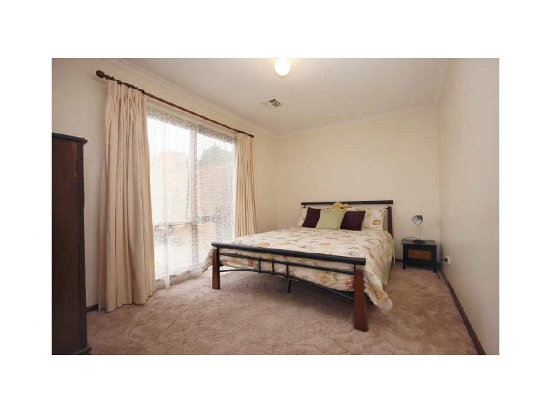 42 Carrodus Street, Fraser ACT 2615