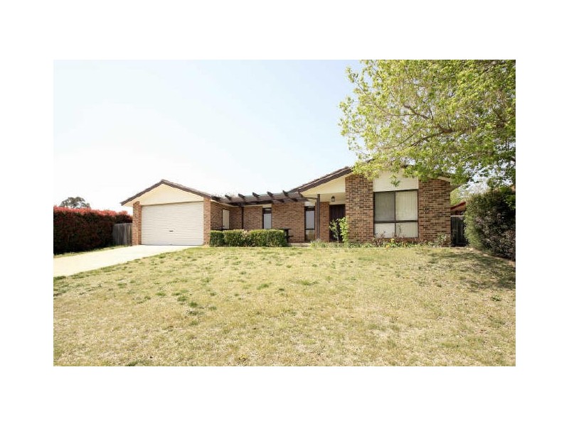 9 Rosman Circuit, Gilmore ACT 2905