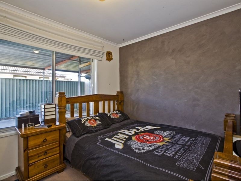 6 Ahern Place, Monash ACT 2904