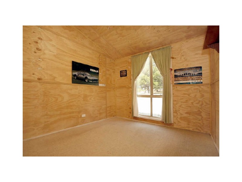 596 Ledgers Creek Road, Mullion NSW 2582