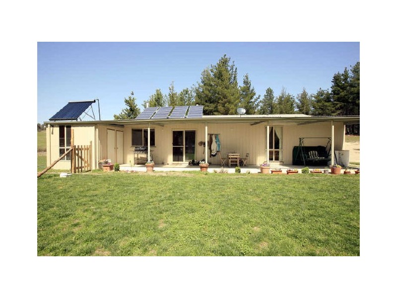 596 Ledgers Creek Road, Mullion NSW 2582