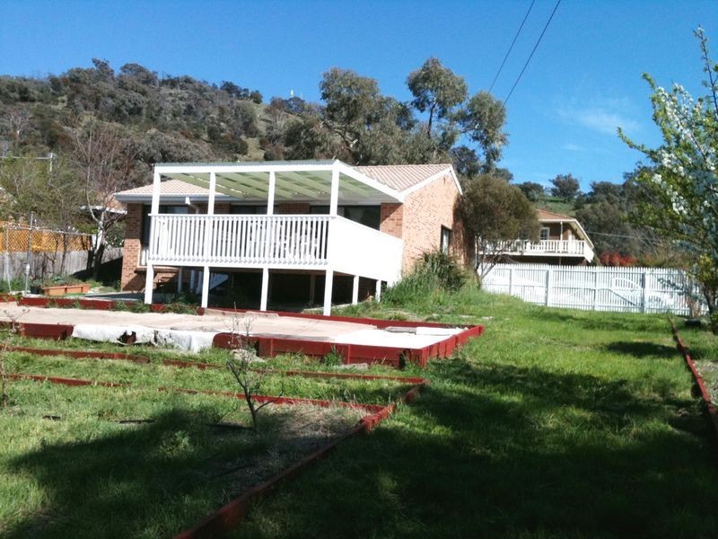 13 Weavers Crescent, Theodore ACT 2905