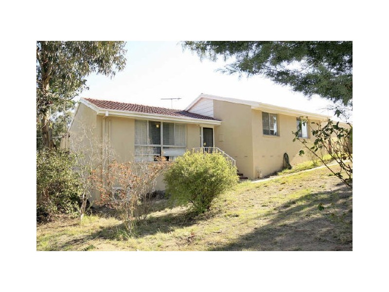 16 Lovegrove Place, Kambah ACT 2902