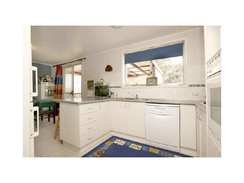 16 Lovegrove Place, Kambah ACT 2902