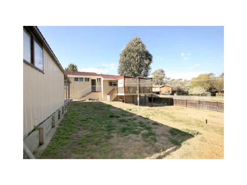 16 Lovegrove Place, Kambah ACT 2902