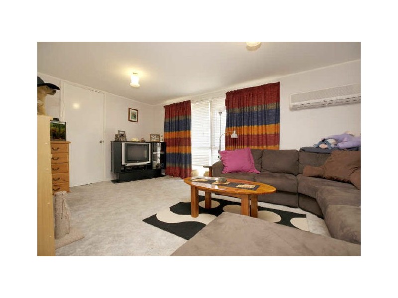 16 Lovegrove Place, Kambah ACT 2902