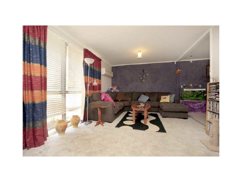 16 Lovegrove Place, Kambah ACT 2902