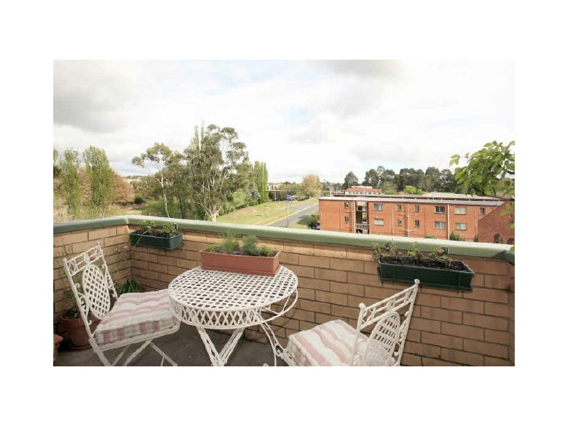 3/30 Trinculo Place, Queanbeyan NSW 2620