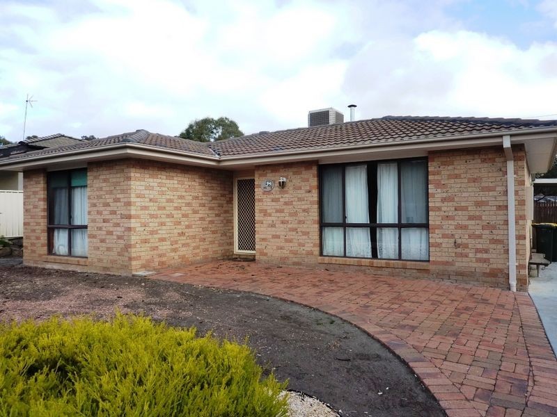 85 Freda Gibson Circuit, Theodore ACT 2905