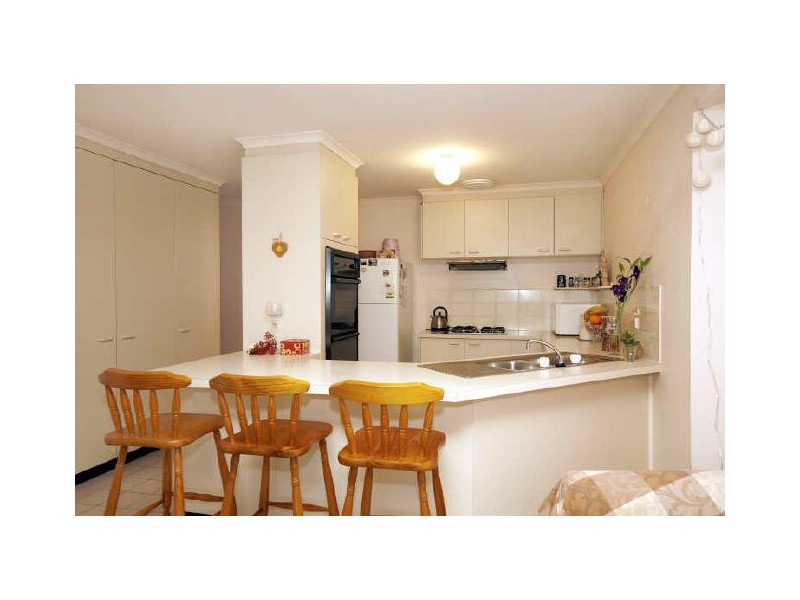 1/16 Watts Street, Greenway ACT 2900