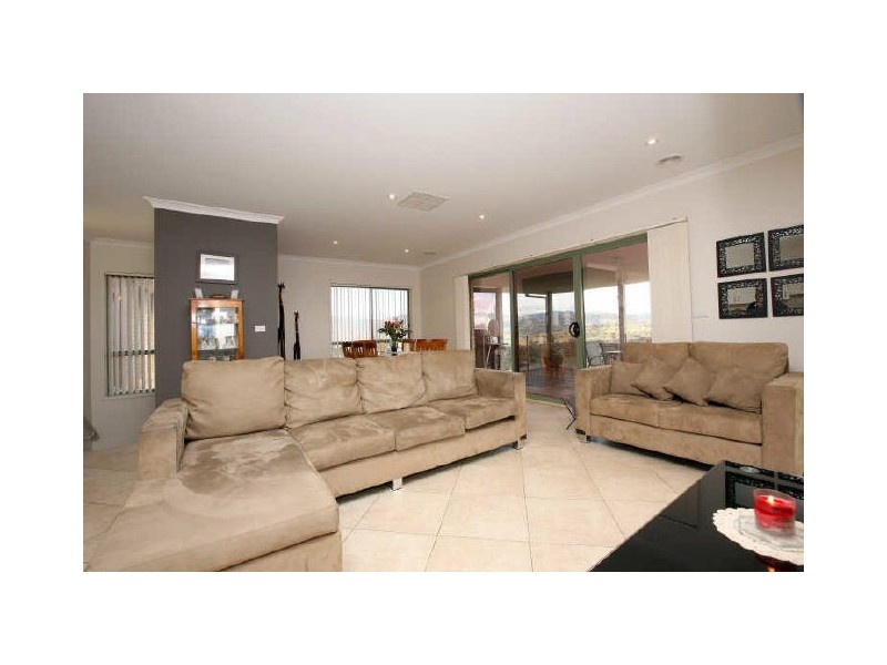 6 Crespin Place, Banks ACT 2906