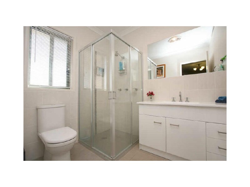 6 Crespin Place, Banks ACT 2906