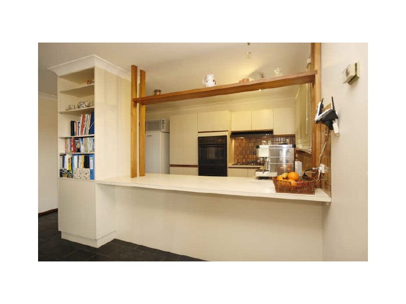 25 Max Henry Crescent, Macarthur ACT 2904