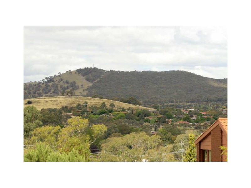 25 Max Henry Crescent, Macarthur ACT 2904