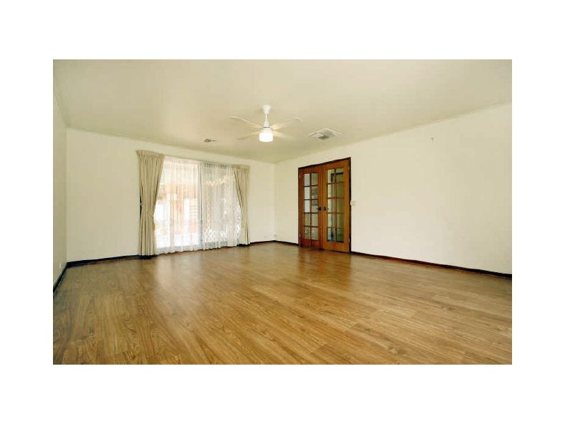 4 Mathews Place, Banks ACT 2906