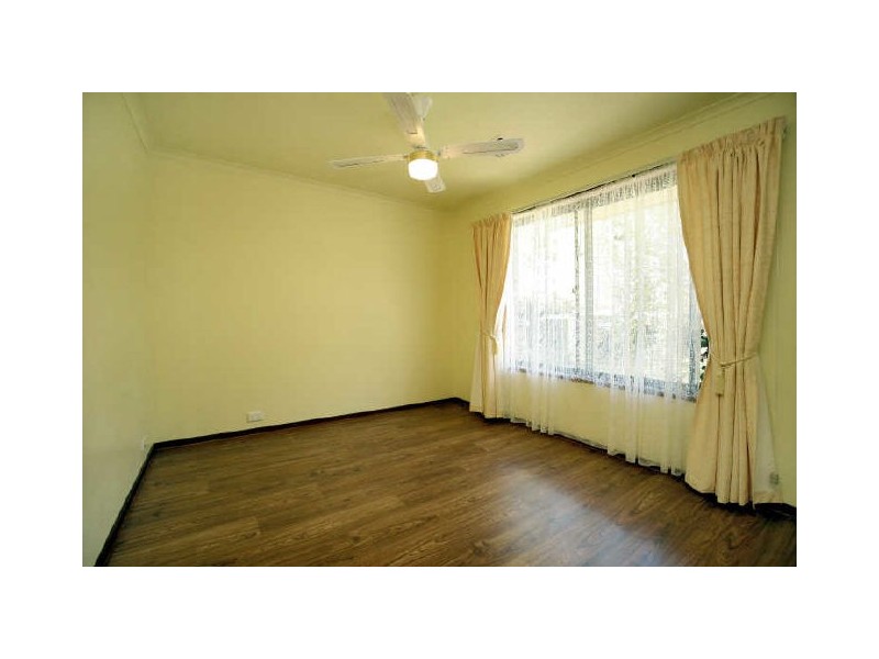 4 Mathews Place, Banks ACT 2906