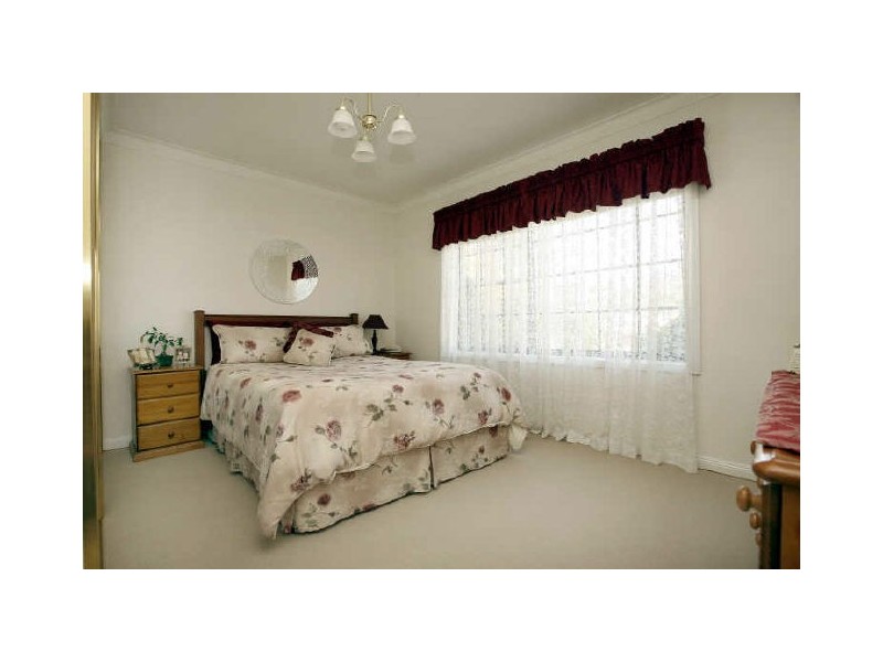 35 West Avenue, Queanbeyan NSW 2620