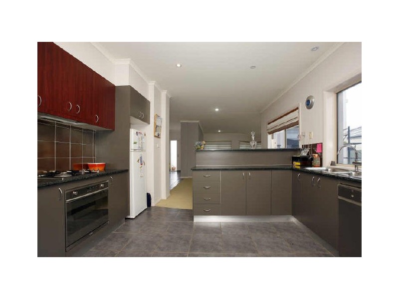 54 McGilvray Close, Gordon ACT 2906