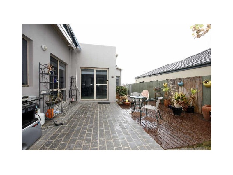 54 McGilvray Close, Gordon ACT 2906