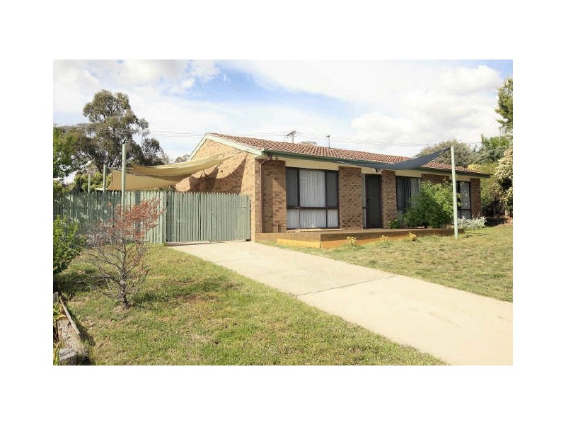 9 Ampt Place, Theodore ACT 2905