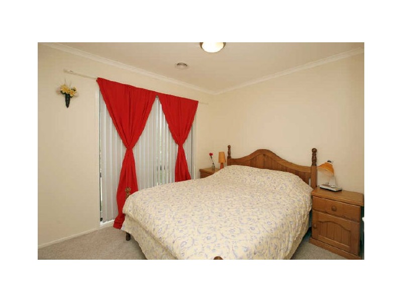 9 Ampt Place, Theodore ACT 2905