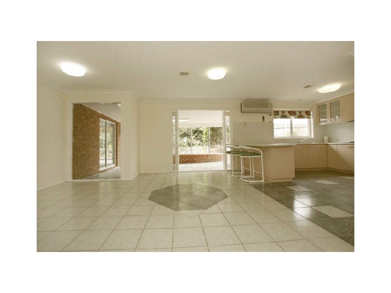 15 Collocott Crescent, Oxley ACT 2903