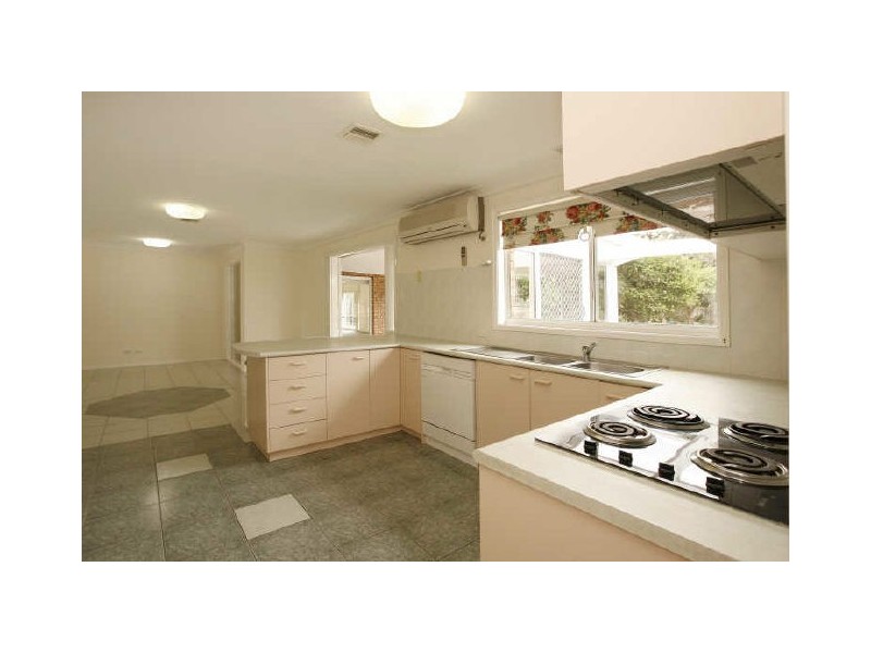 15 Collocott Crescent, Oxley ACT 2903