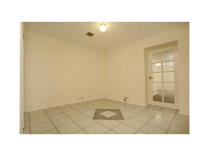 15 Collocott Crescent, Oxley ACT 2903