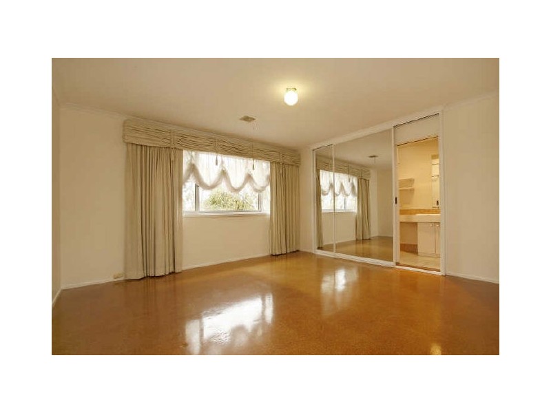 15 Collocott Crescent, Oxley ACT 2903