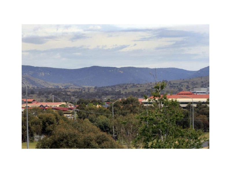 15 Collocott Crescent, Oxley ACT 2903