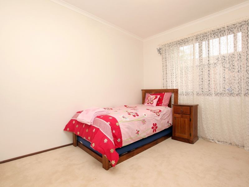 27 Marengo Place, Isabella Plains ACT 2905