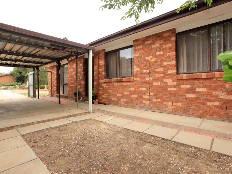 27 Marengo Place, Isabella Plains ACT 2905