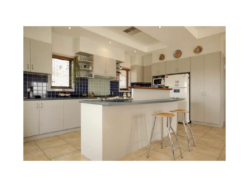 4 Van Praag Place, Gordon ACT 2906