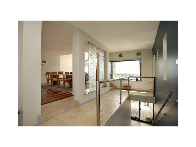 4 Van Praag Place, Gordon ACT 2906