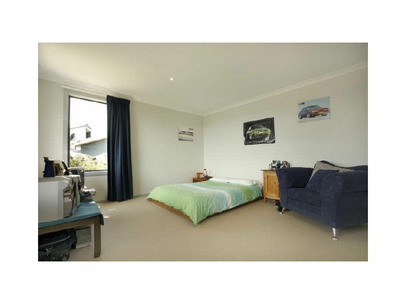 4 Van Praag Place, Gordon ACT 2906
