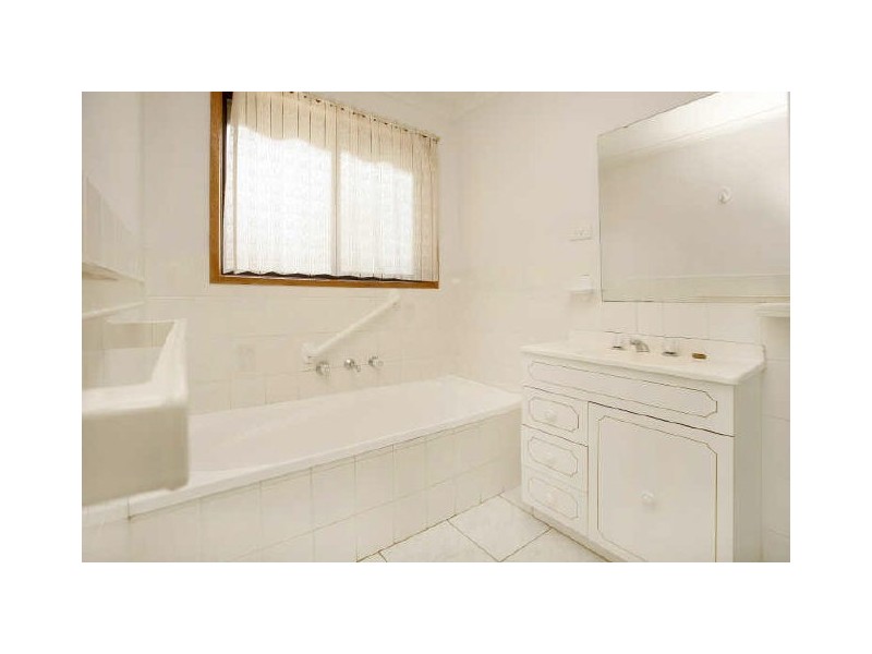 11 Brigden Crescent, Theodore ACT 2905