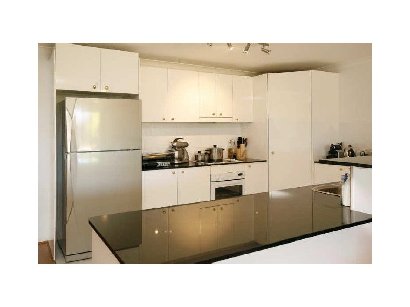 11/113 Mortimer Lewis Drive, Greenway ACT 2900