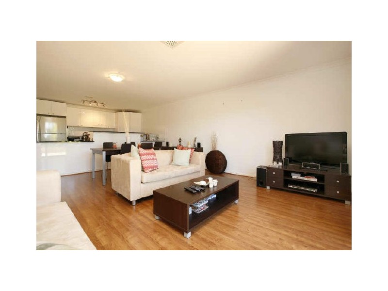 11/113 Mortimer Lewis Drive, Greenway ACT 2900