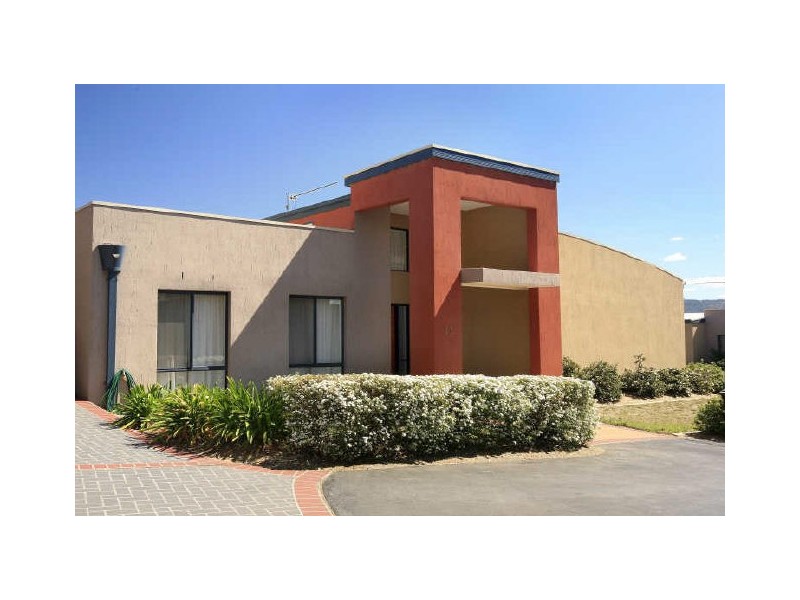11/113 Mortimer Lewis Drive, Greenway ACT 2900