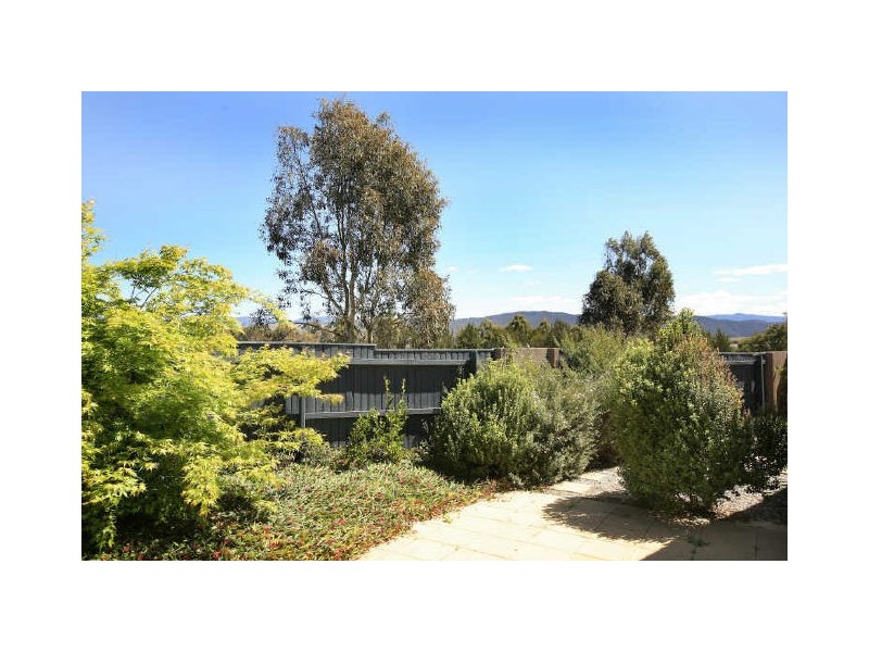 11/113 Mortimer Lewis Drive, Greenway ACT 2900