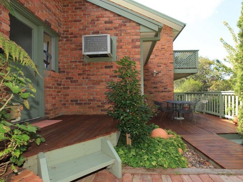 7 Decker Place, Fadden ACT 2904