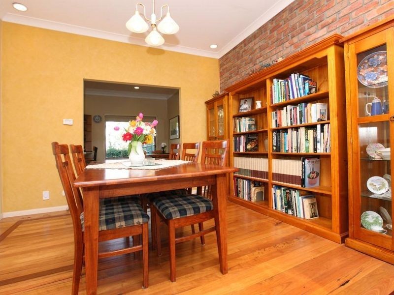 7 Decker Place, Fadden ACT 2904